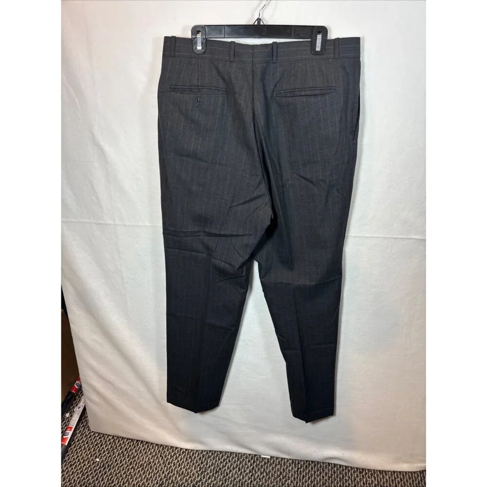 Hardy‎ Amies  Today Inn Vintage Dark Gray pin-stripe Suit Black L42  W37